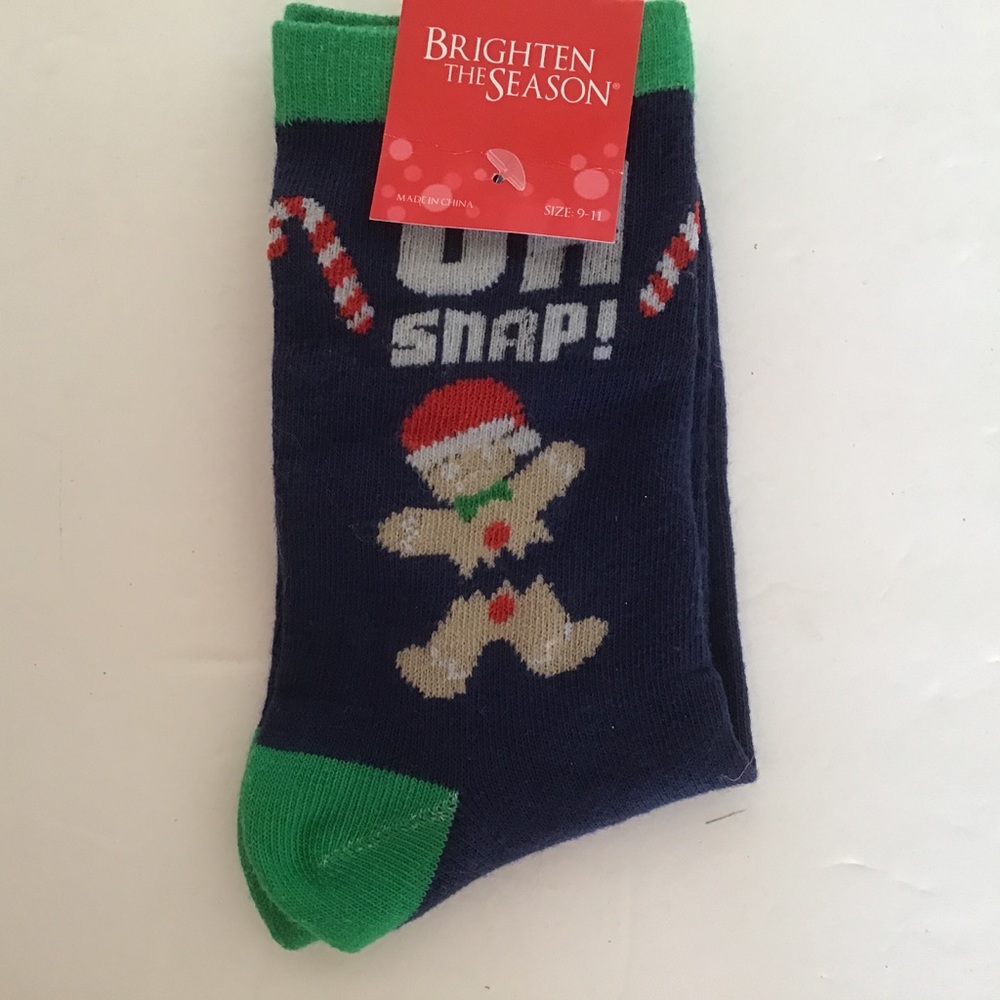 GINGERBREAD CHRISTMAS SOCKS NWT
